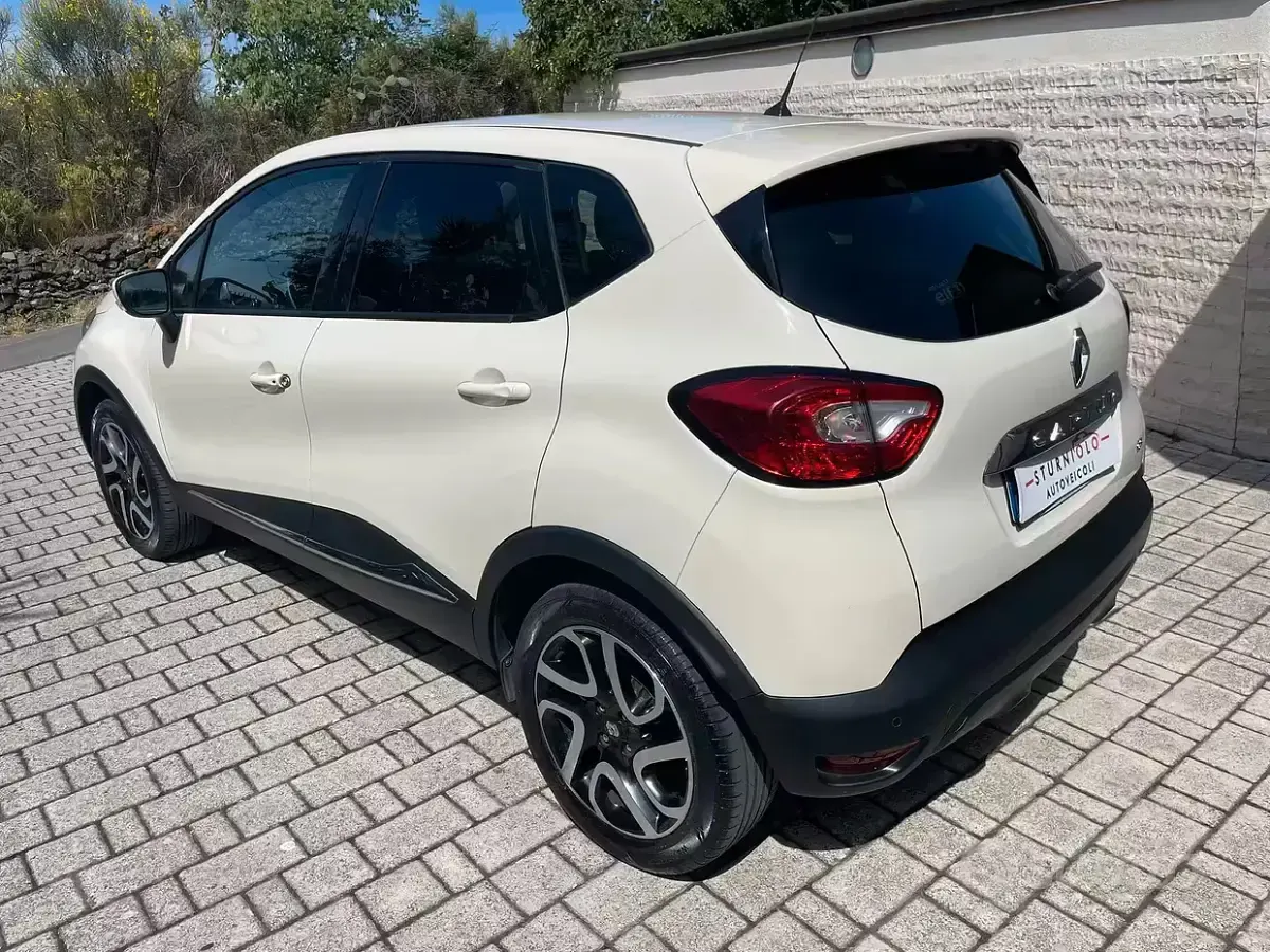Usata Renault Captur 90 CV (66 kW) 2014 SUV