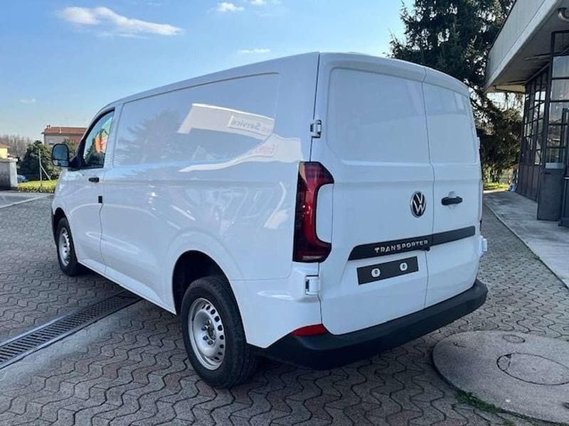 Nuova VW T7 110 CV (80 kW) 2026 Clear white Furgone