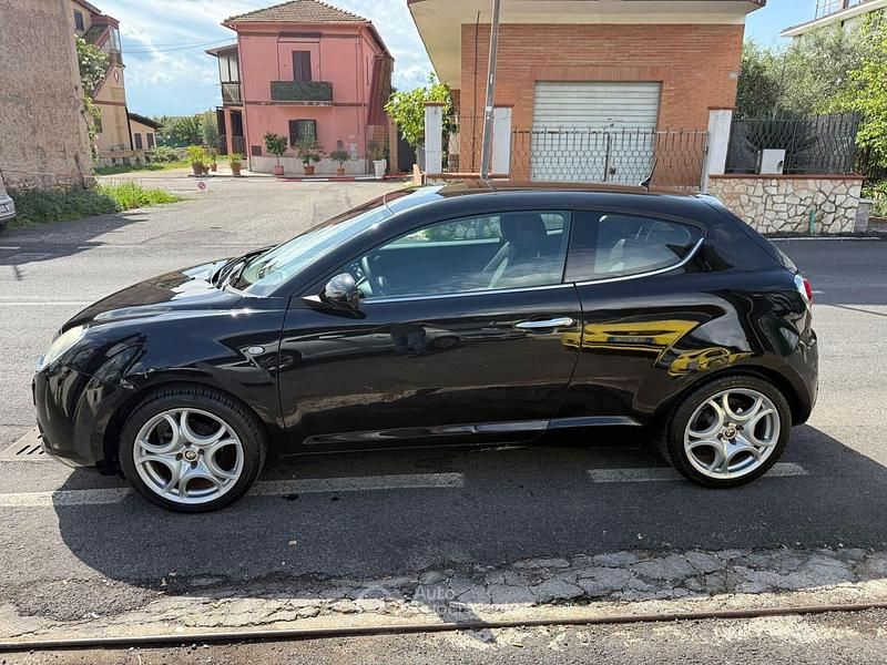 Usata Alfa Romeo MiTo 120 CV (88 kW) 2012 Nero Utilitaria