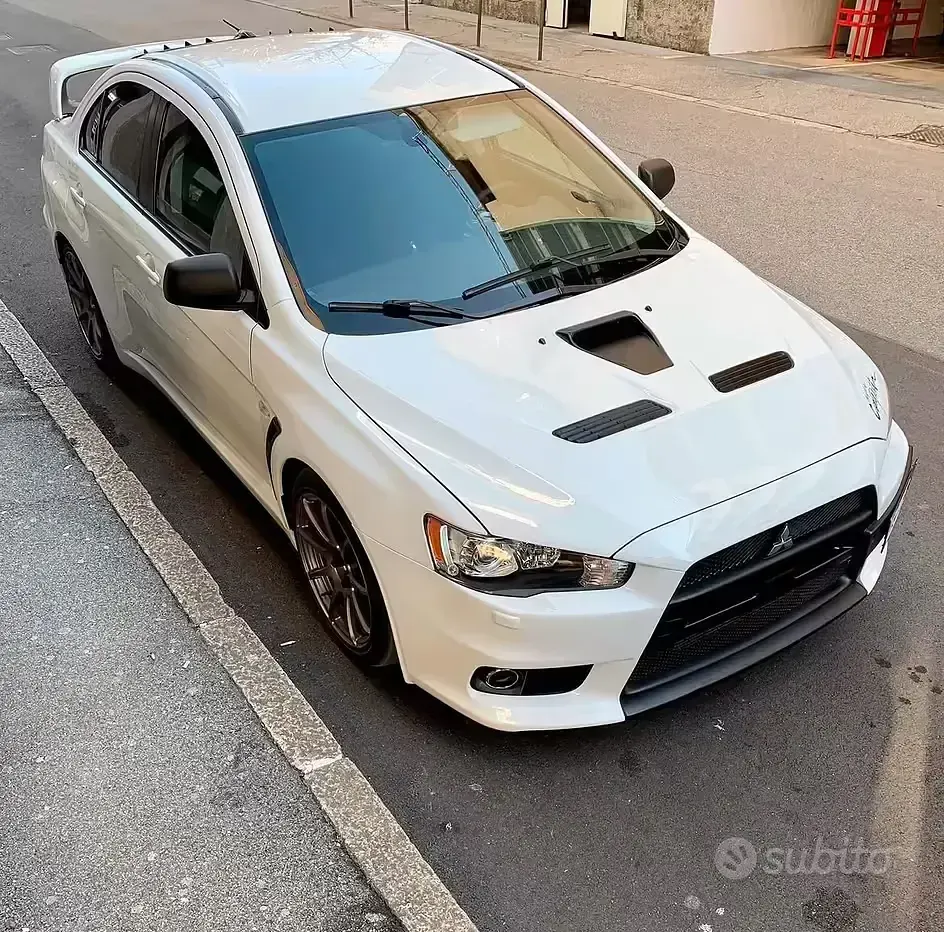 Usata Mitsubishi Lancer Evolution 295 CV (216 kW) 2009 Bianco Berlina