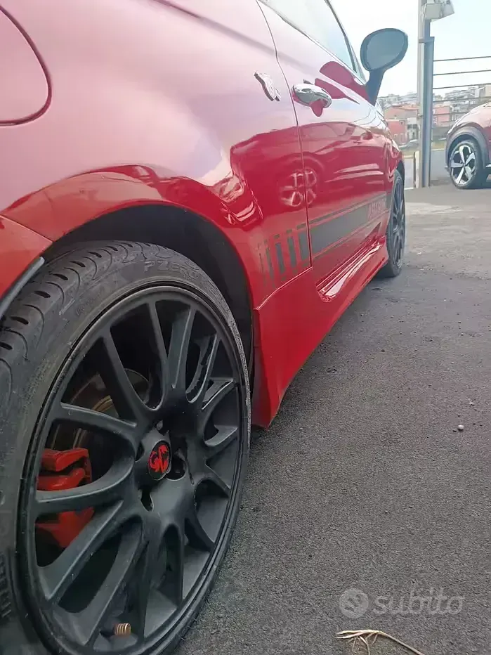 Usata Abarth 500 135 CV (99 kW) 2009 Rosso Utilitaria