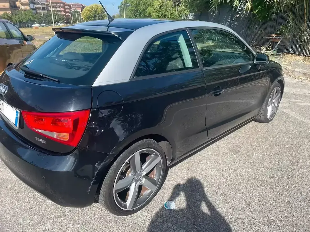 Usata Audi A1 Ambition 122 CV (89 kW) 2015 Nero Utilitaria