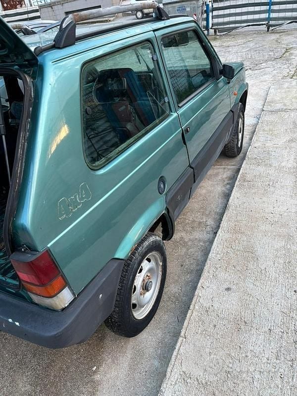 Usata Fiat Panda 4x4 50 CV (36 kW) 2000 Utilitaria