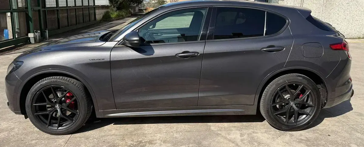 Usata Alfa Romeo Stelvio Veloce 209 CV (153 kW) 2021 SUV