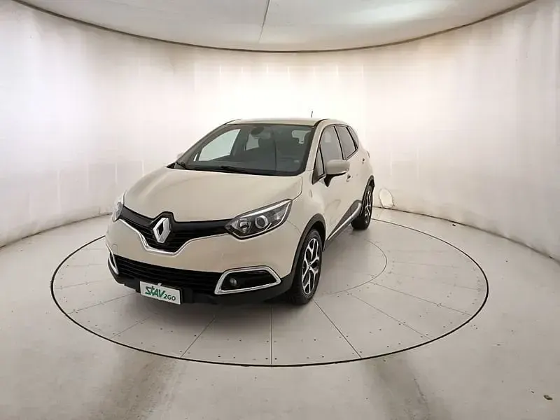 Usata Renault Captur 90 CV (66 kW) 2014 Beige SUV