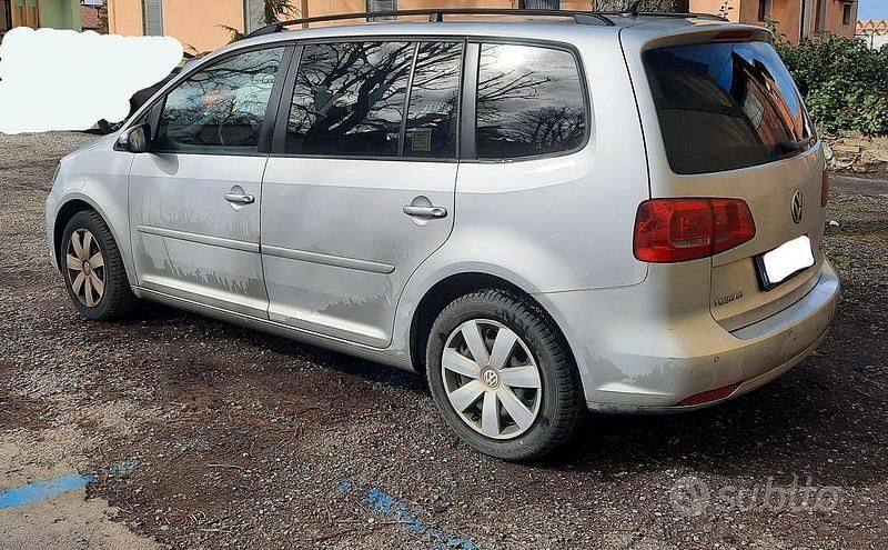 Usata VW Touran 102 CV (75 kW) 2011 Monovolume