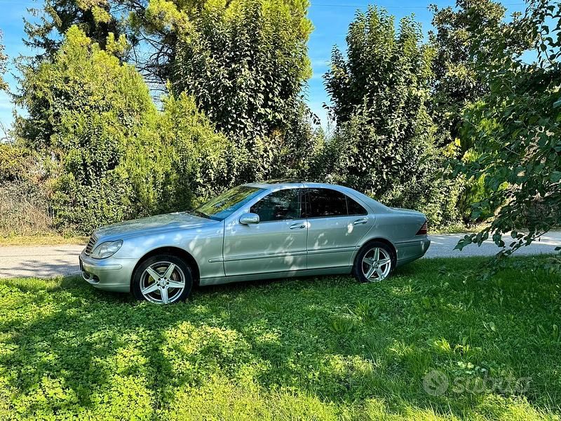 Usata Mercedes S320 197 CV (144 kW) 2002 Grigio Berlina
