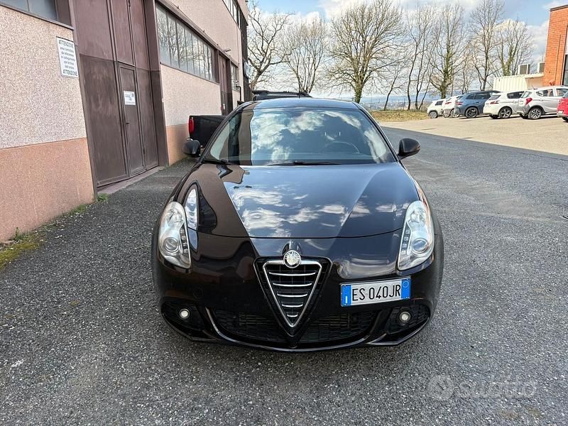 Usata Alfa Romeo Giulietta Distinctive 105 CV (77 kW) 2013 Nero Utilitaria