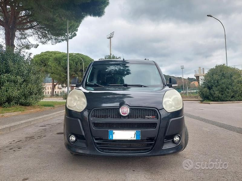 Usata Fiat Doblò Dynamic 105 CV (77 kW) 2011 Nero Monovolume