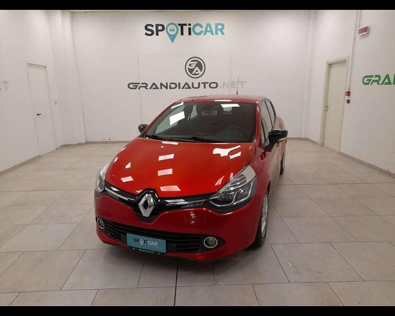 Usata Renault Clio IV 75 CV (55 kW) 2014 Rosso Utilitaria