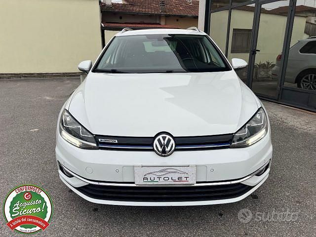 Usata VW Golf VII Executive 110 CV (80 kW) 2017 Bianco Station wagon