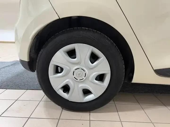 Occasion Renault Clio IV Intens 75 PK (55 kW) 2019 Beige Sedan