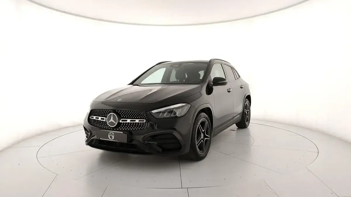 Usata Mercedes GLA180 AMG Line Premium Plus 136 CV (100 kW) 2023 SUV