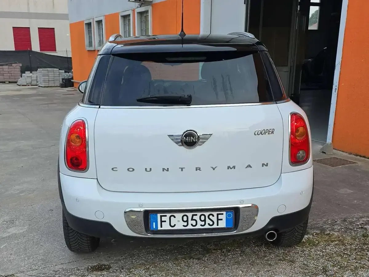 Usata Mini Cooper Countryman 122 CV (89 kW) 2016 Bianco SUV