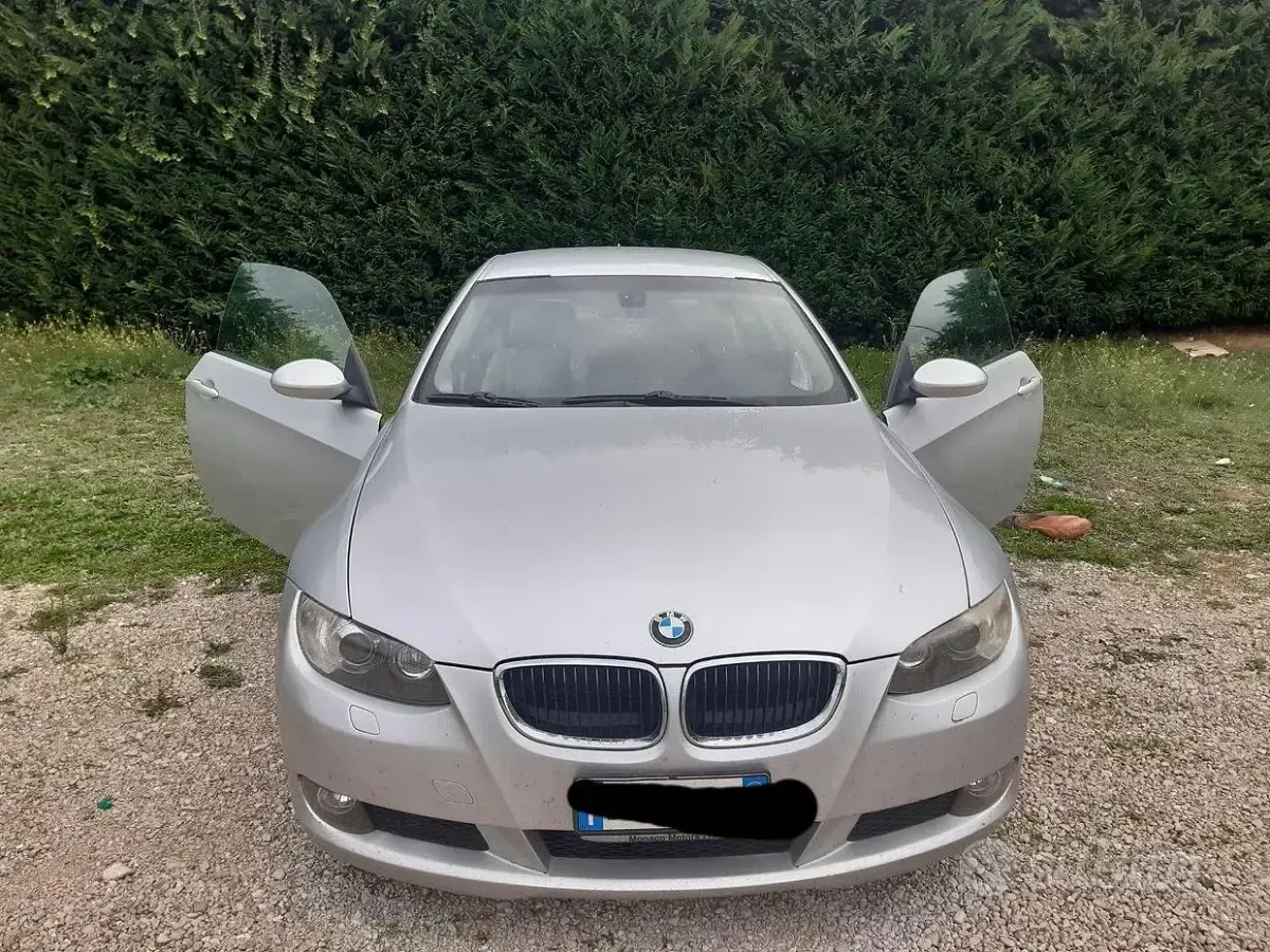 Usata BMW 320 177 CV (130 kW) 2009 Grigio Coupé