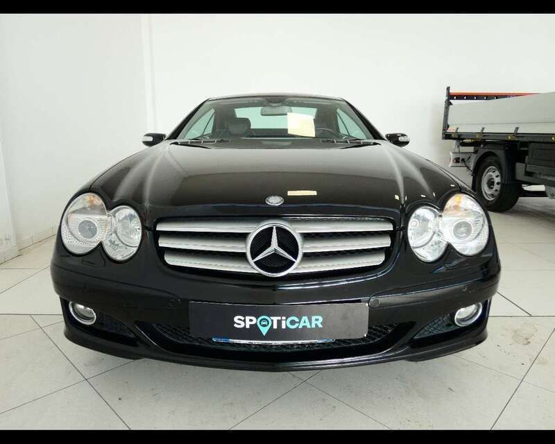 Usata Mercedes SL500 387 CV (284 kW) 2006 Nero Cabrio