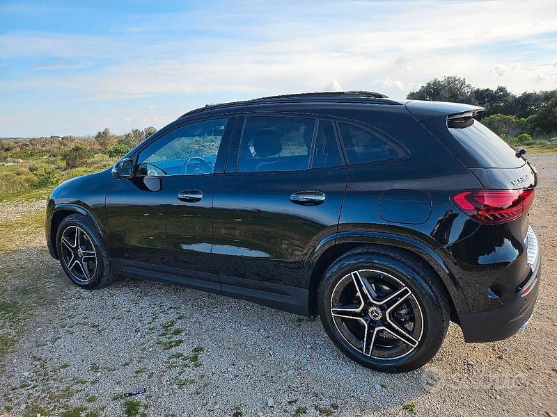 Usata Mercedes GLA200 2025 Nero SUV