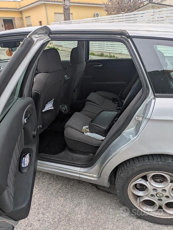 Usata Alfa Romeo 156 115 CV (84 kW) 2003 Grigio Station wagon