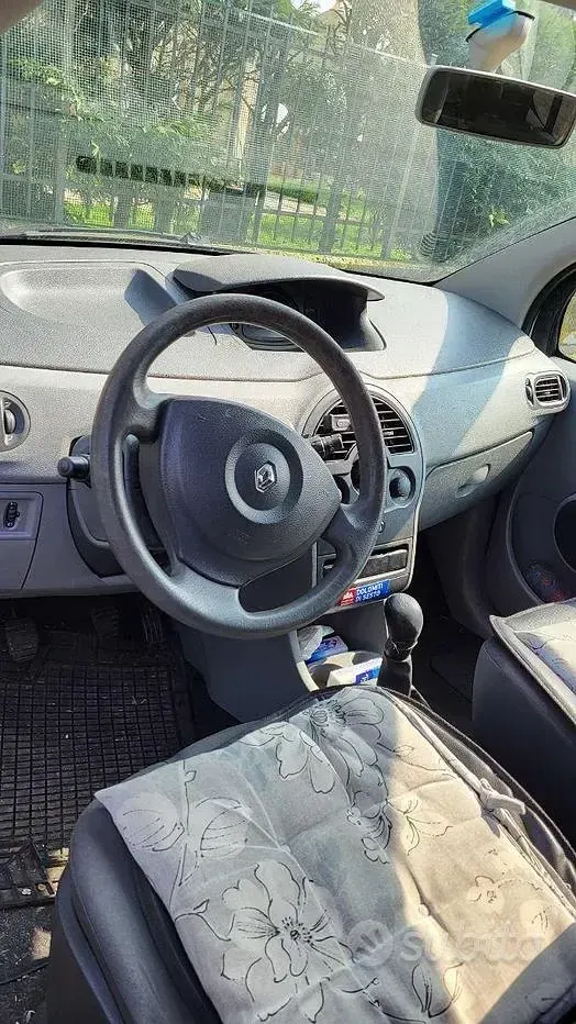 Usata Renault Modus 75 CV (55 kW) 2007 Grigio Monovolume