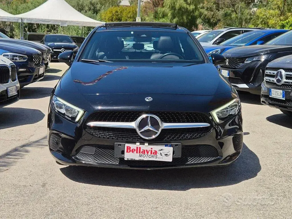 Usata Mercedes A180 116 CV (85 kW) 2022 Nero Berlina