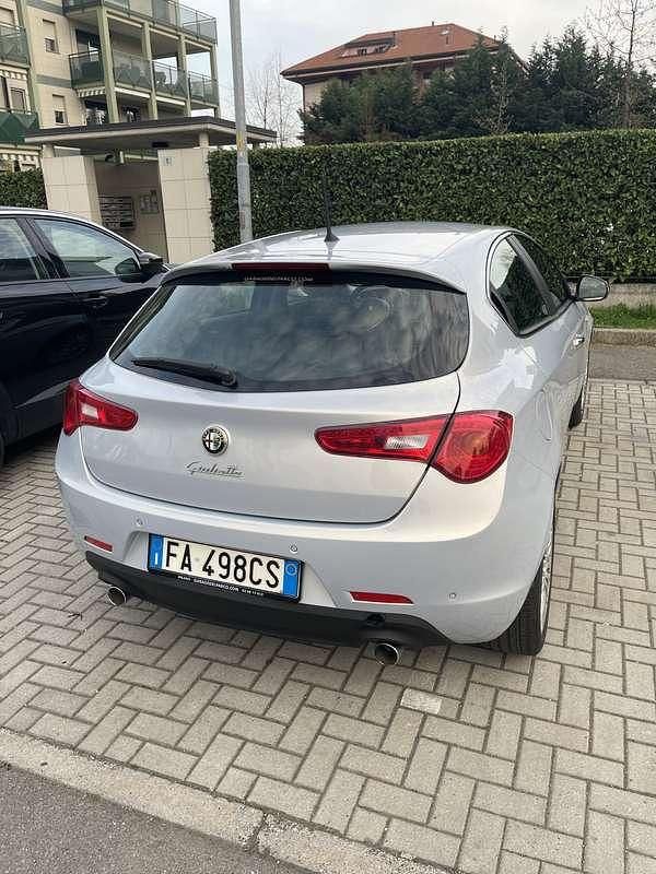 Usata Alfa Romeo Giulietta Exclusive 174 CV (127 kW) 2015 Berlina