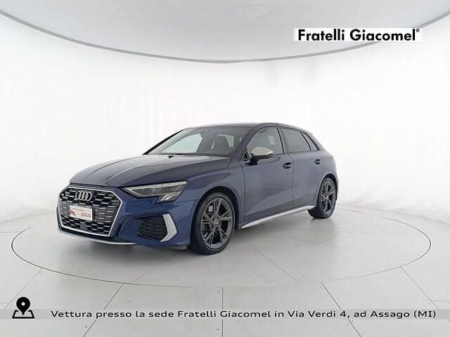 Blu navarra metallizzato Usata 2022 Audi A3 Ambiente | 31.900 € (Super prezzo) - Immagine 1/4