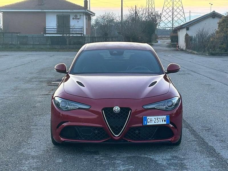 Usata Alfa Romeo Giulia Quadrifoglio 510 CV (375 kW) 2017 Rosso Berlina