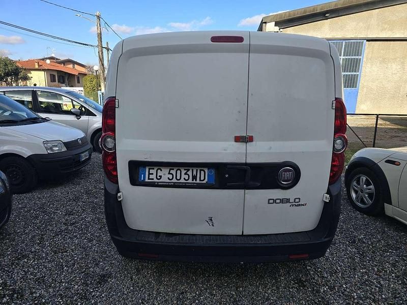 Usata Fiat Doblò Dynamic 90 CV (66 kW) 2010 Other Monovolume