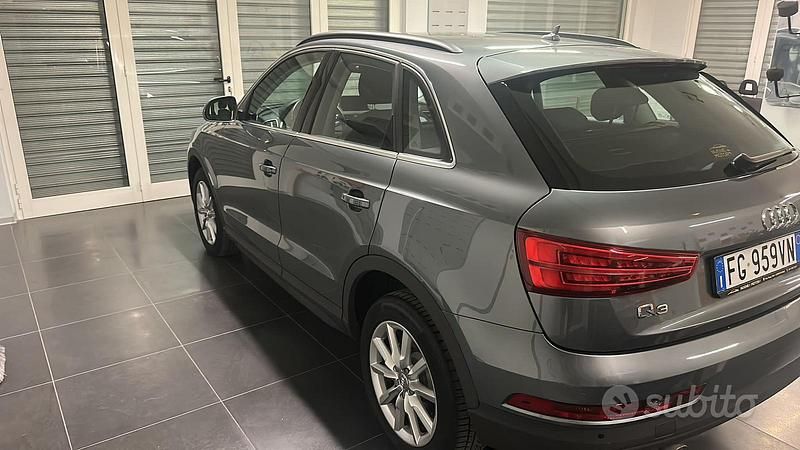 Grigio Usata 2016 Audi Q3 SUV | 14.600 € (Buon prezzo) - Immagine 1/4
