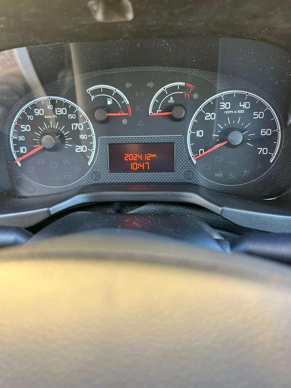 Usata Fiat Qubo Active 69 CV (50 kW) 2013 Bianco Monovolume