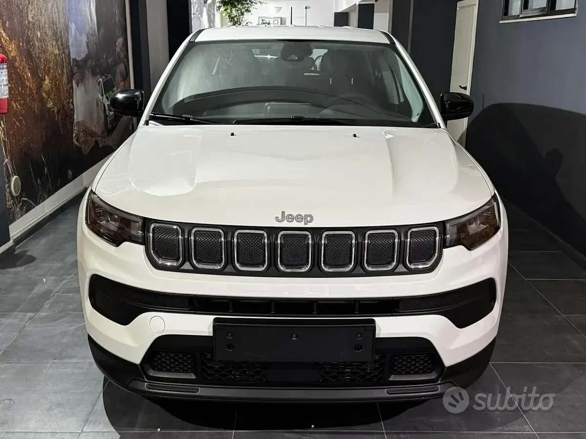 Usata Jeep Compass 131 CV (96 kW) 2023 Bianco SUV