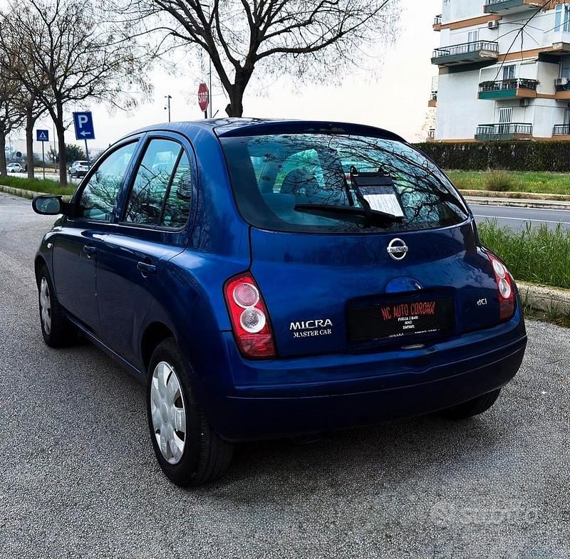 Usata Nissan Micra 65 CV (47 kW) 2005 Blu Berlina