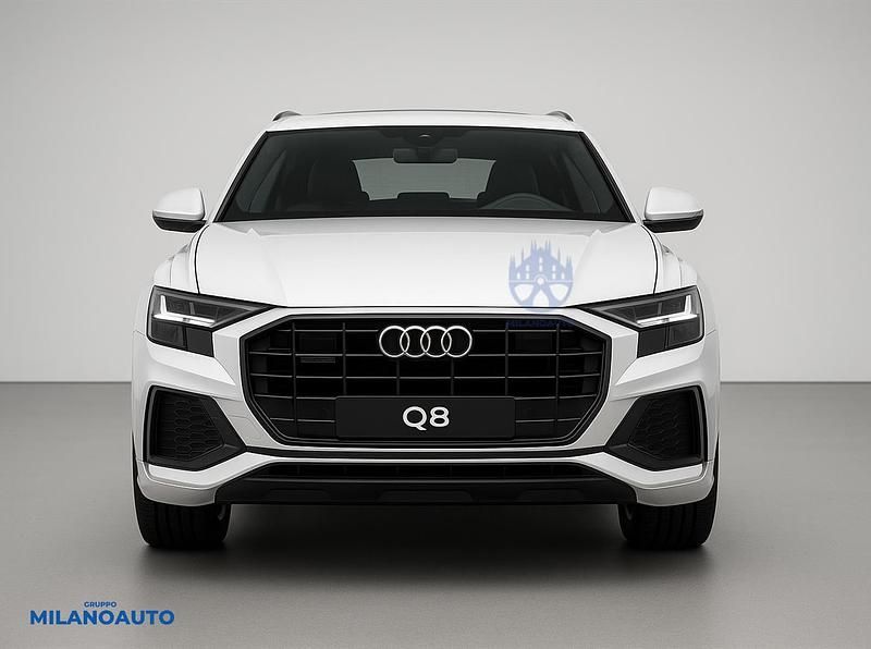 Usata Audi Q8 S-Line 394 CV (289 kW) 2025 Bianco SUV