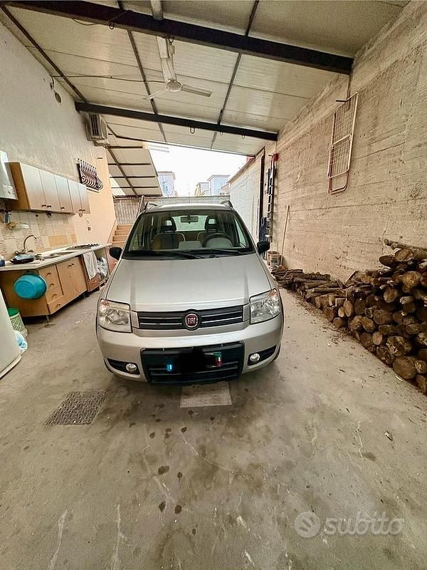 Usata Fiat Panda 4x4 2004 Grigio Utilitaria