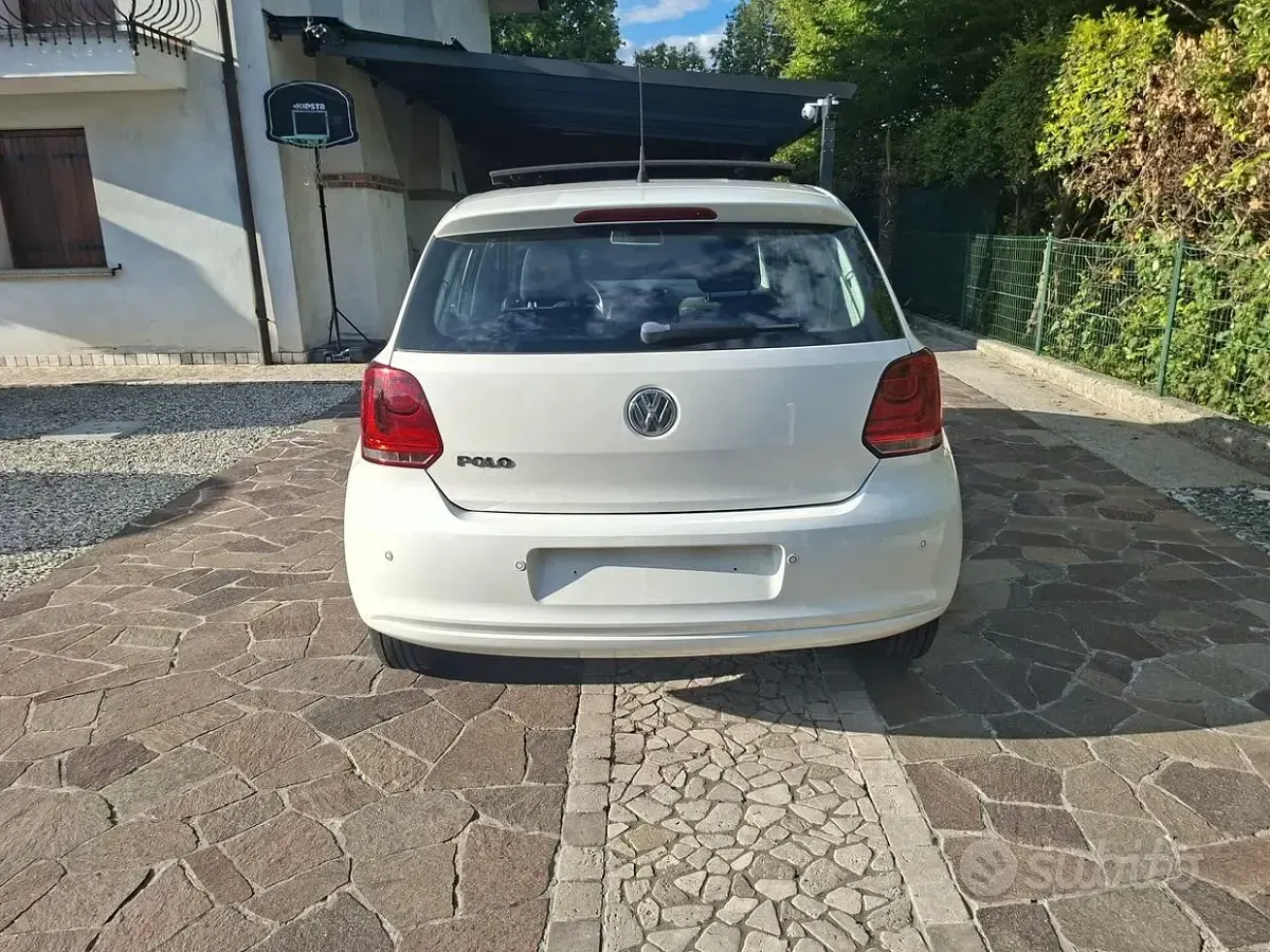 Usata VW Polo Comfortline 69 CV (50 kW) 2013 Bianco Utilitaria