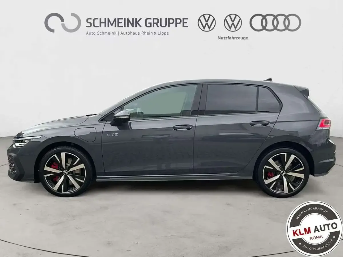 Usata VW Golf VIII GTE 272 CV (200 kW) 2024 Grigio scuro Berlina