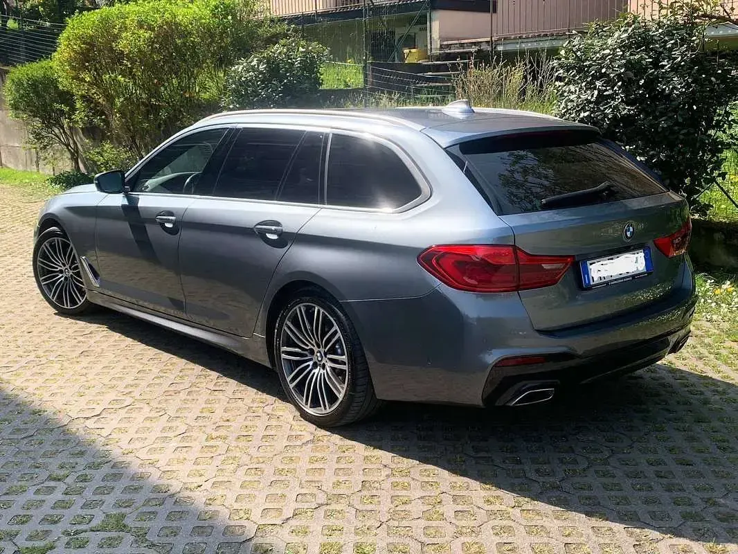 Usata BMW 520 M Sport 190 CV (139 kW) 2018 Grigio Station wagon