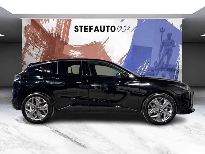 Nuova DS Automobiles DS4 Business 136 CV (100 kW) 2026 Nero perla Berlina