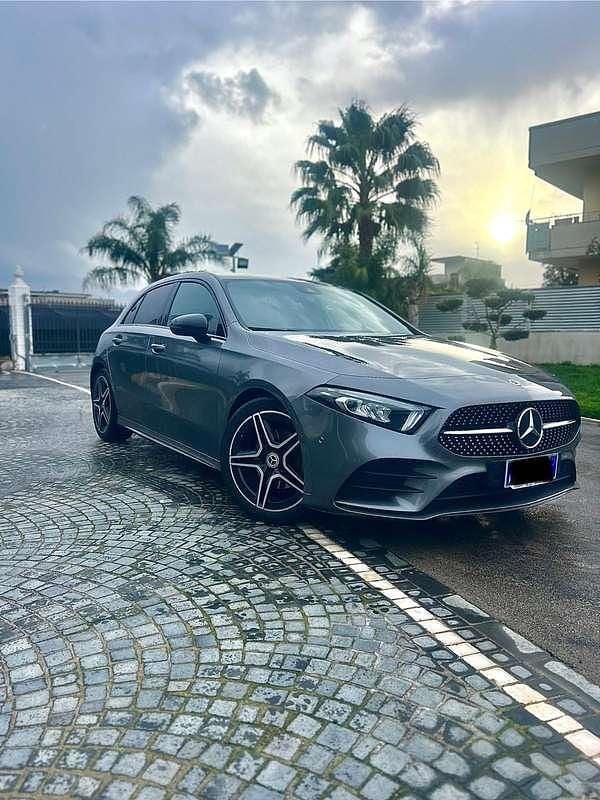 Gebraucht Mercedes A200 AMG Line Premium 150 PS (110 kW) 2023 Limousine