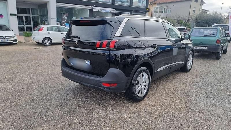 Usata Peugeot 5008 Business-Line 131 CV (96 kW) 2019 Other SUV