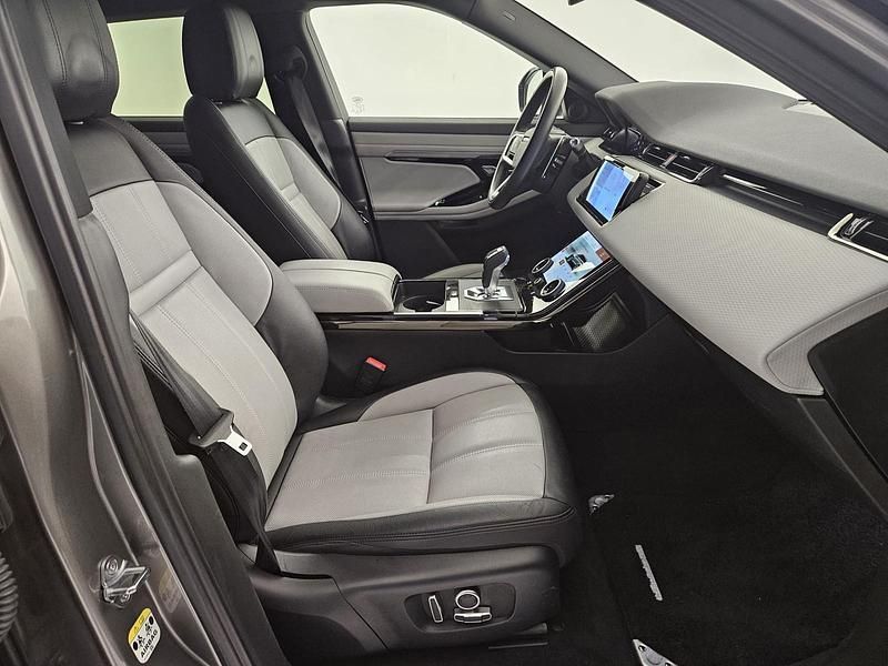 Usata Land Rover Range Rover evoque R-Dynamic 163 CV (119 kW) 2021 Silicon silver SUV