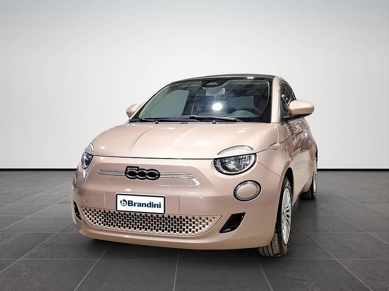 Usata Fiat 500e 42 kW (58 CV) 2024 Cabrio