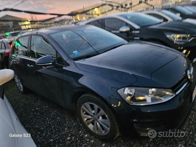 Usata VW Golf VII Highline 125 CV (91 kW) 2015 Blu Berlina