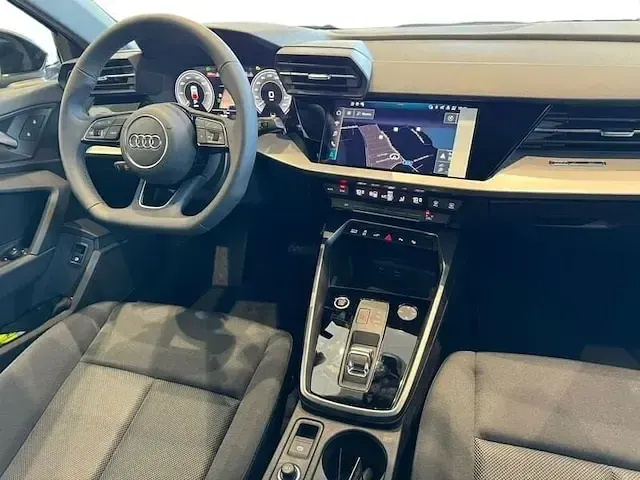 Usata Audi A3 Sportback e-tron Advanced Plus 204 CV (150 kW) 2024 Nero brillante Utilitaria