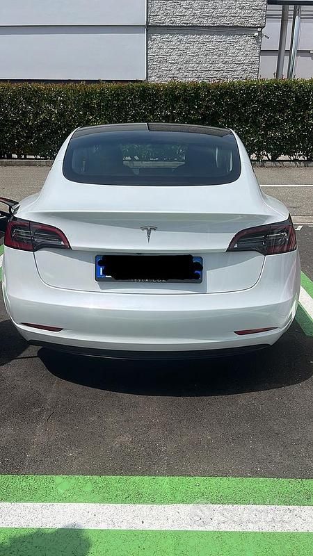 Usata Tesla Model 3 RWD 208 kW (283 CV) 2023 Berlina