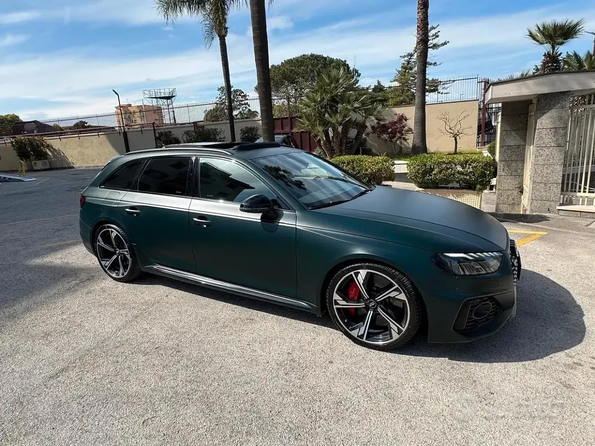 Usata Audi RS4 Ambiente 450 CV (330 kW) 2020 Nero Station wagon