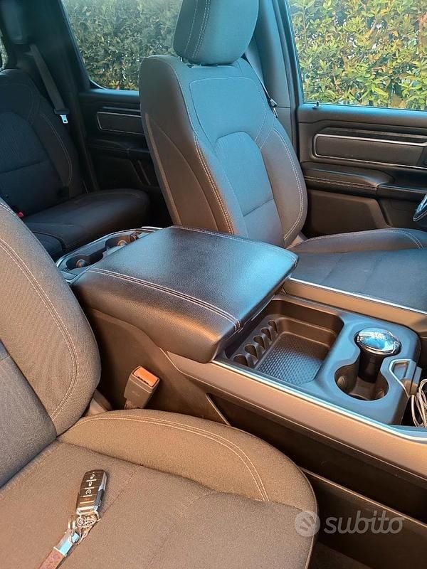 Usata Dodge Ram 2019 Rosso Pick-up