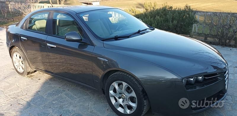 Usata Alfa Romeo 159 120 CV (88 kW) 2007 Grigio Berlina