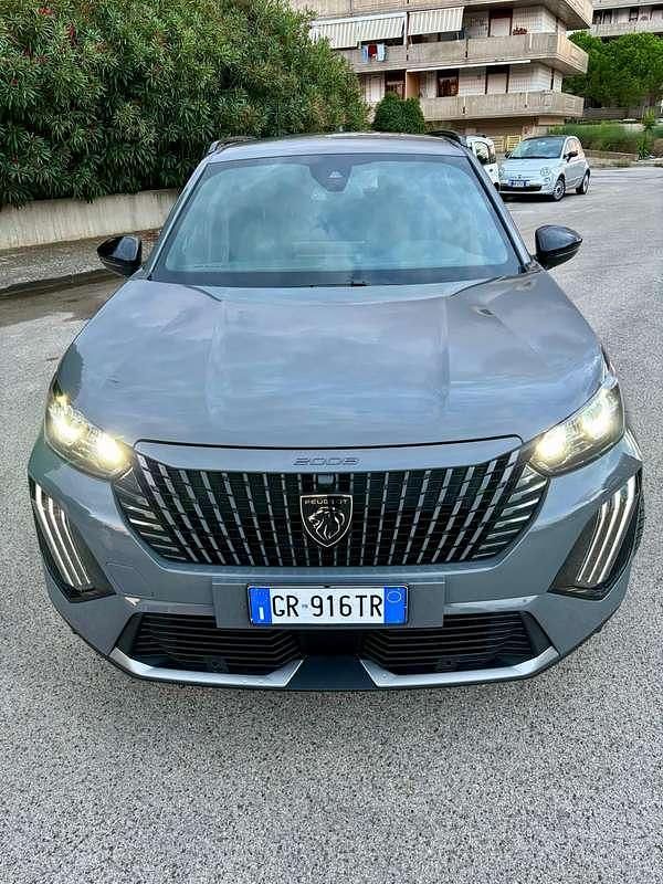 Usata Peugeot 2008 Allure 110 CV (80 kW) 2023 SUV