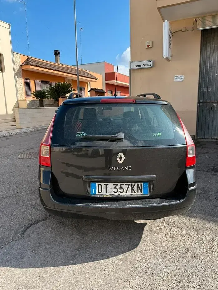 Usata Renault Mégane III 106 CV (77 kW) 2008 Nero Berlina